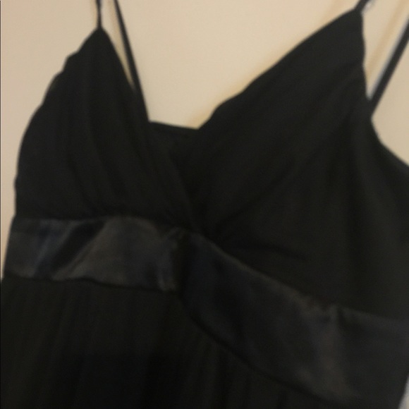 Dress - Picture 2 of 5